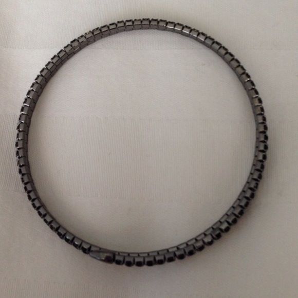 Stella & Dot Delicate Black Radiance Coil Bracelet - Picture 3 of 4